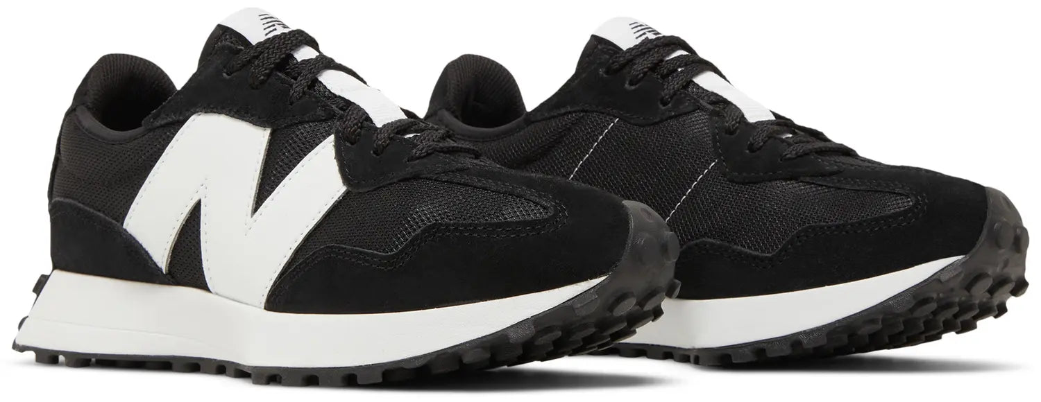 New Balance 327 Black' 'White