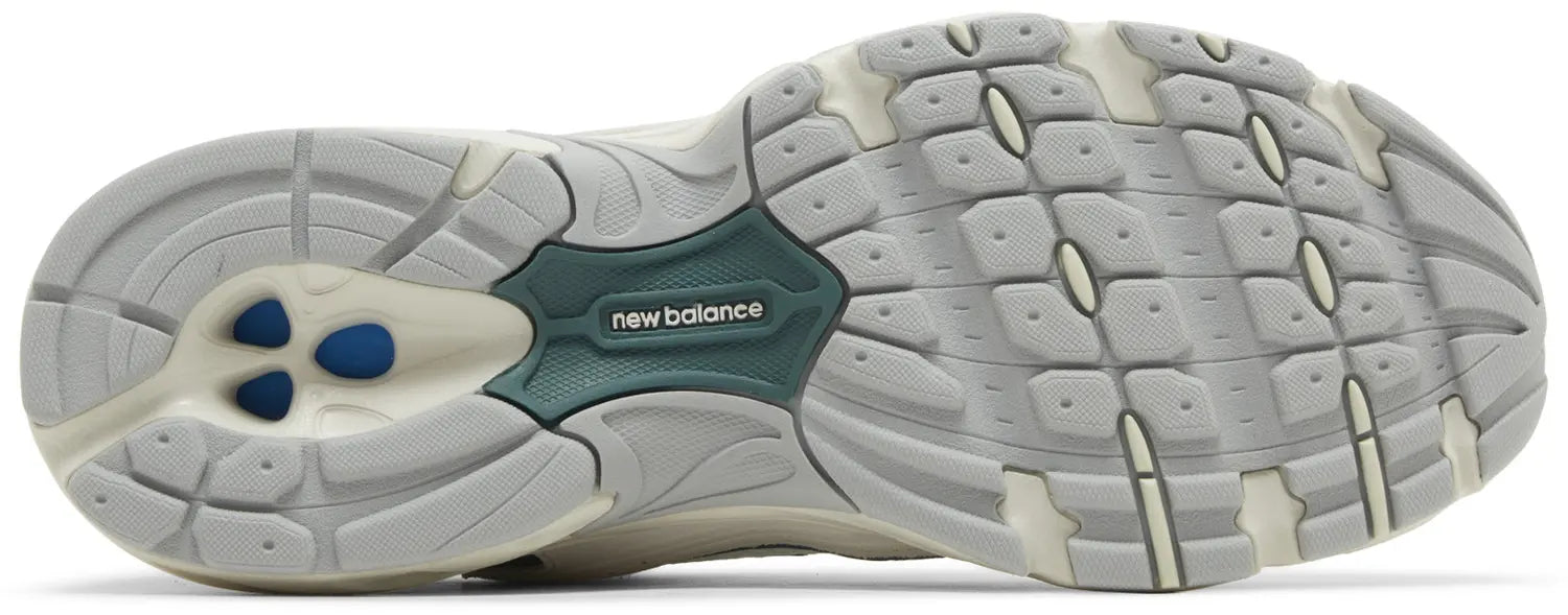 530 'Reflection Green'