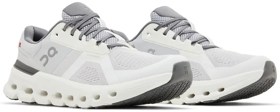On Running Cloudrunner 2 Frost | White