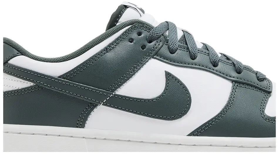 Dunk Low 'Vintage Green'