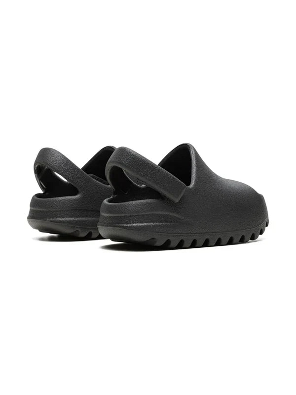 Yeezy Slide Infant "Onyx" sandals