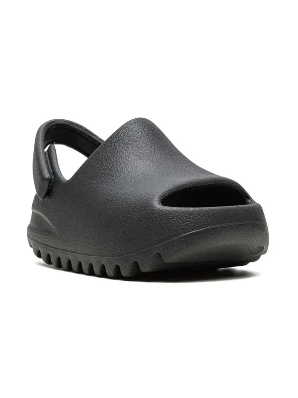 Yeezy Slide Infant "Onyx" sandals