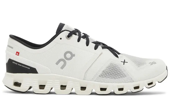 Cloud X 3 'Ivory Black'