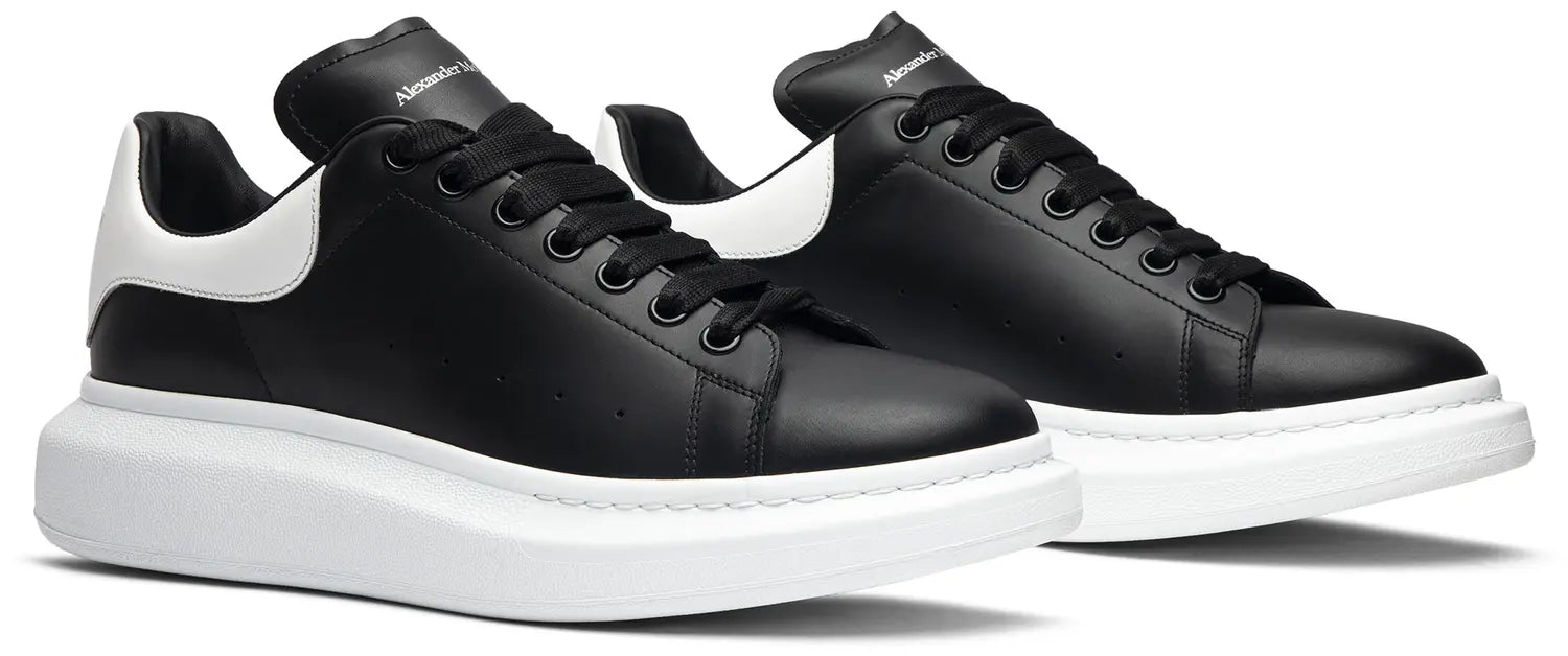 Alexander McQueen Oversized Sneaker 'Black White'