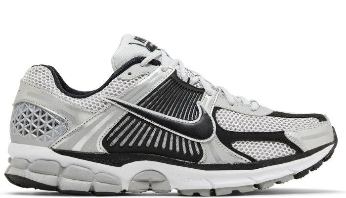 Air Zoom Vomero 5 'Metallic Silver Black'