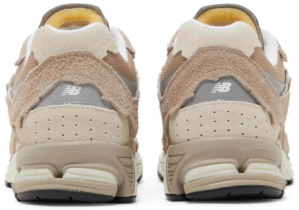 New Balance 2002R Protection Pack Driftwood
