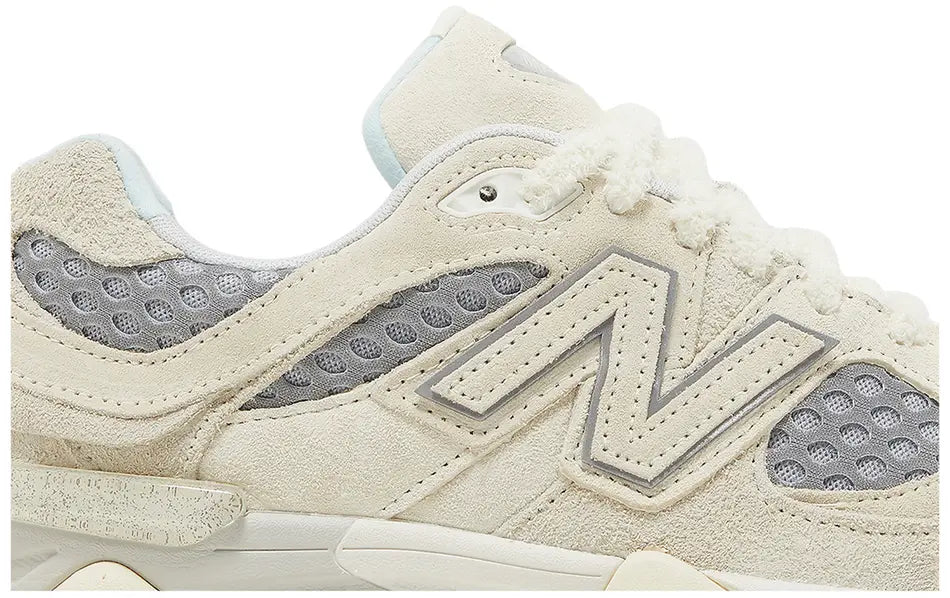 New Balance 9060 Bricks & Wood