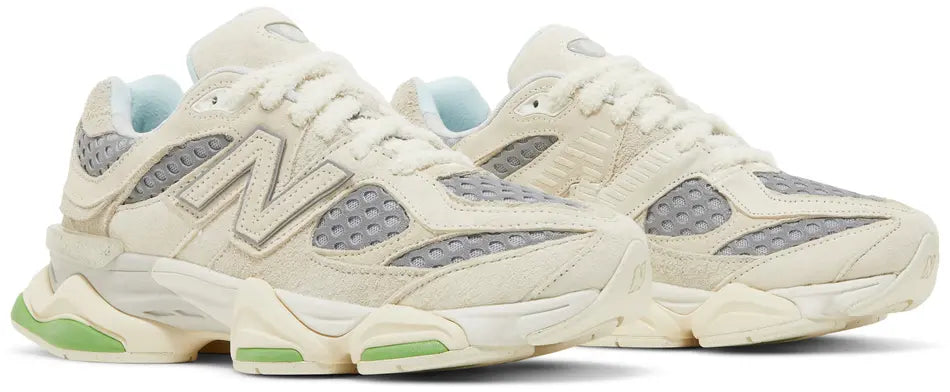 New Balance 9060 Bricks & Wood