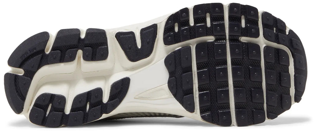 Air Zoom Vomero 5 'Photon Dust Metallic Silver'