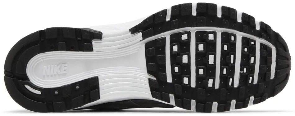 Nike P-6000 – Metallic Silver