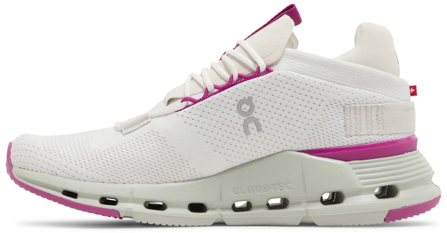 On Running Cloudnova ‘Undyed White Carnation’