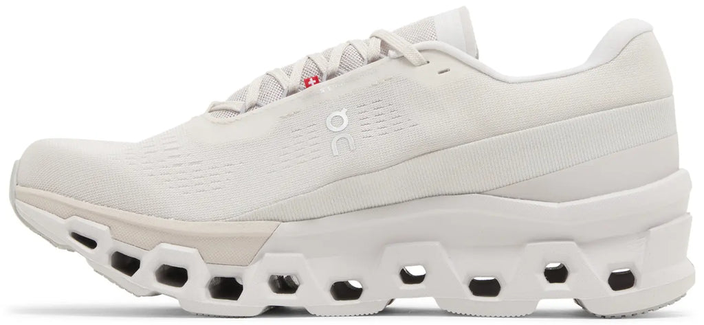 On Cloudmonster 2 'Sand Frost'