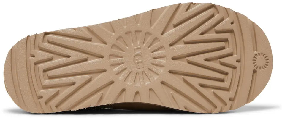 UGG   “Tasmen   Beige"   suede   slippers