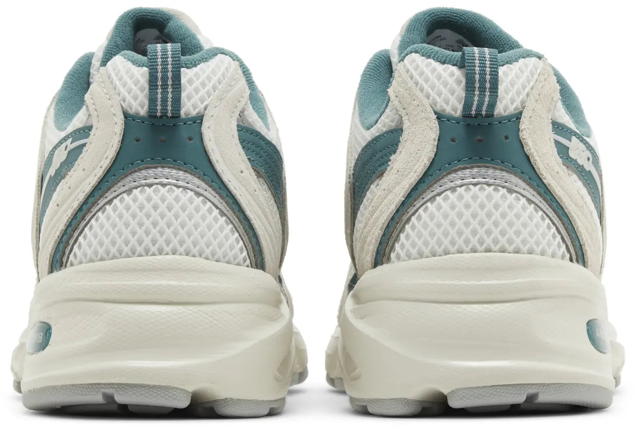 530 'Reflection Green'