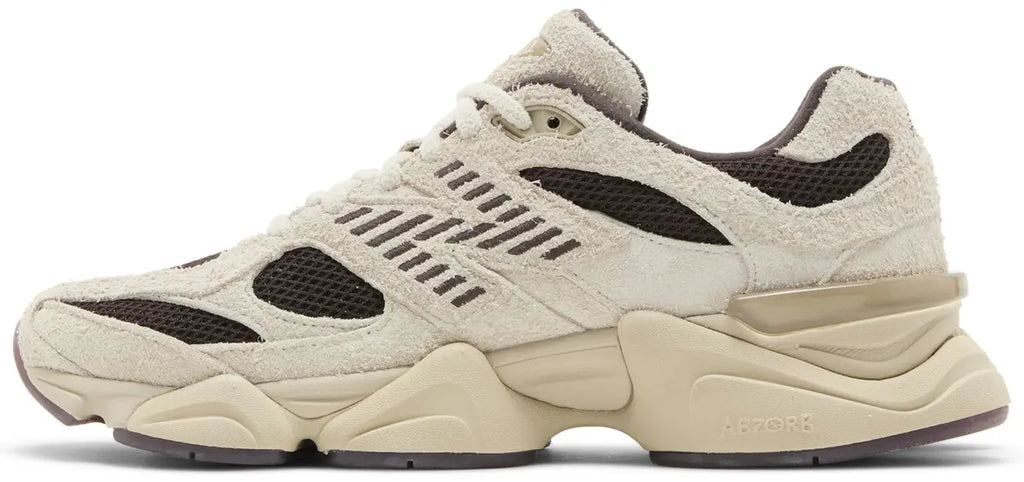 Sydney McLaughlin-Levrone x 9060 'Linen Black Coffee'