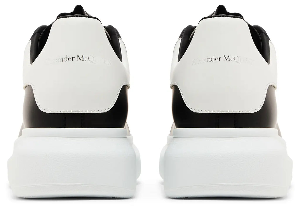 Alexander McQueen Oversized Sneaker 'Black White' 2024