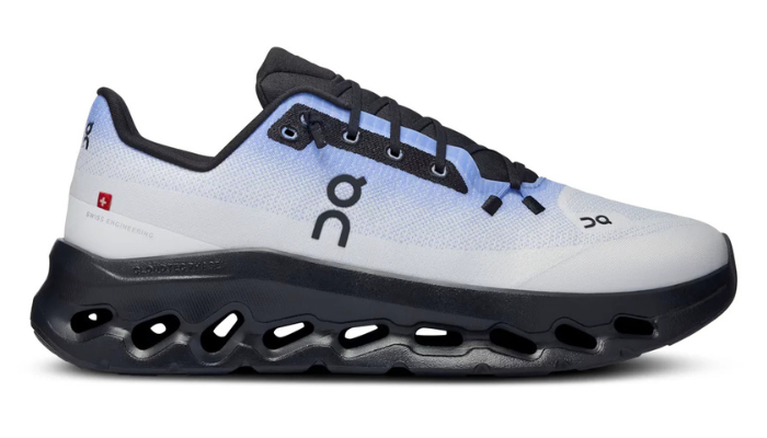 On Cloudtilt "Ultramarine Eclipse"