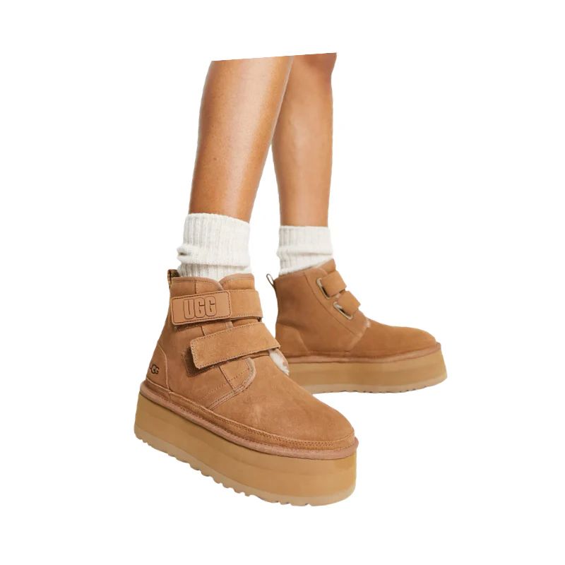 UGG WOMEN'S NEUMEL PLATFORM CHUKKA