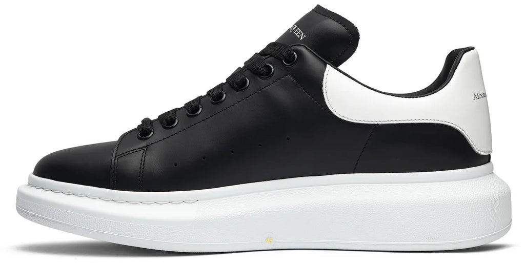 Alexander McQueen Oversized Sneaker 'Black White'