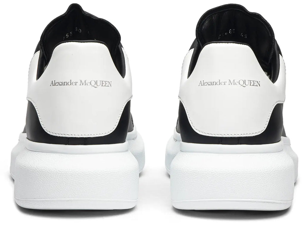 Alexander McQueen Oversized Sneaker 'Black White'