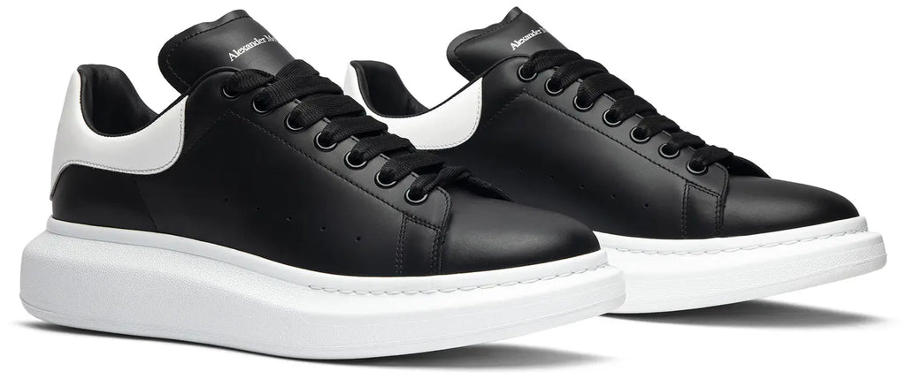 Alexander McQueen Oversized Sneaker 'Black White'