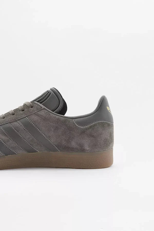 Gazelle ‘Utility Grey’