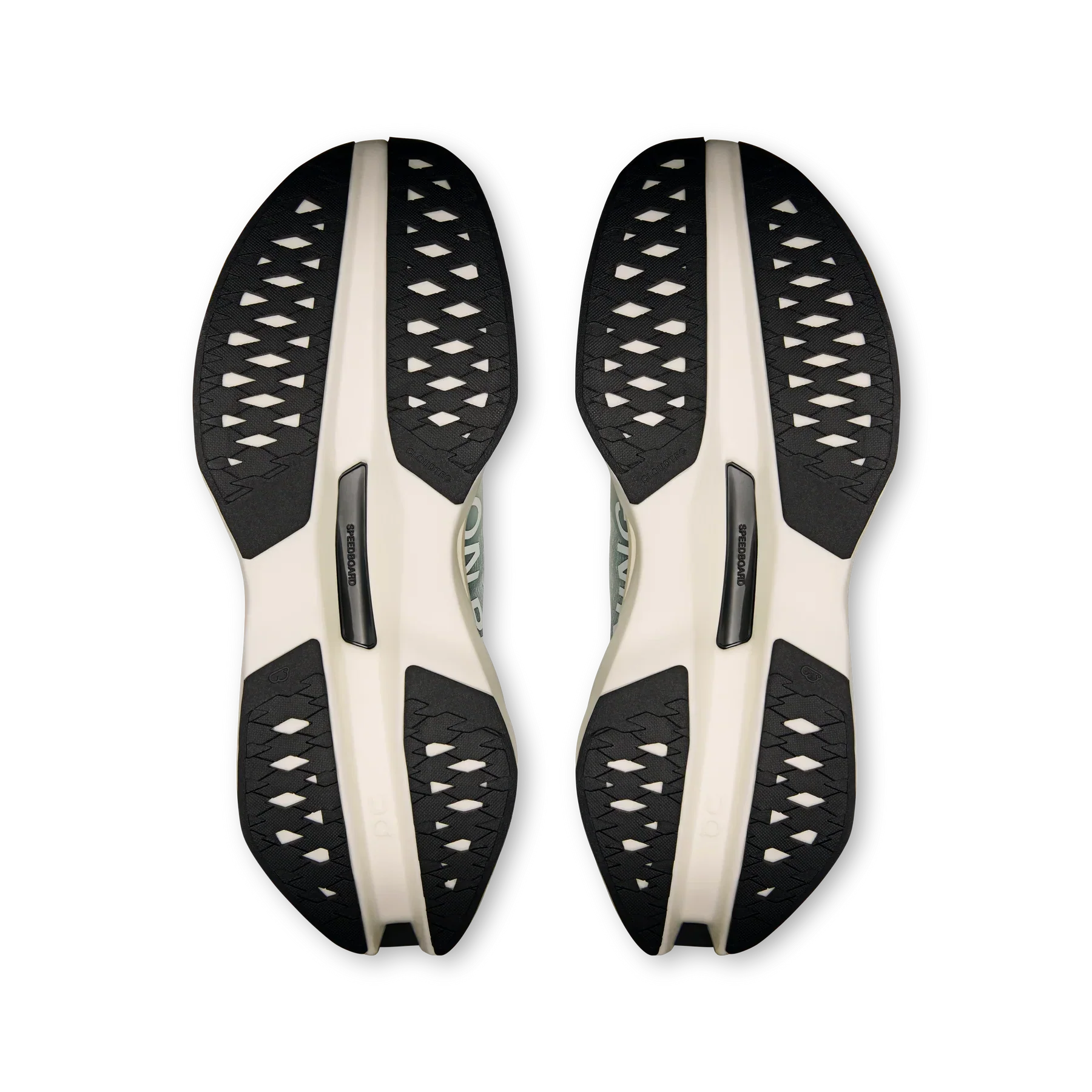 ON Cloudboom Max 'White Black'