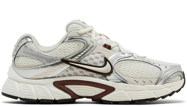 Nike Wmns V5 RNR 'Sail Fauna Brown'