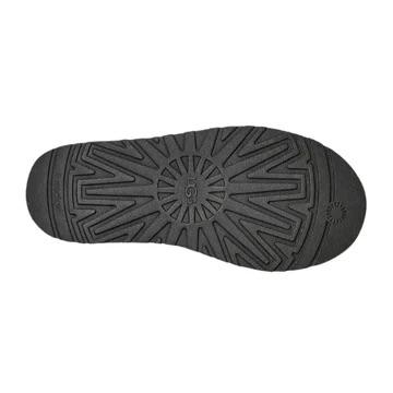 UGG Classic Dipper Boot – Black