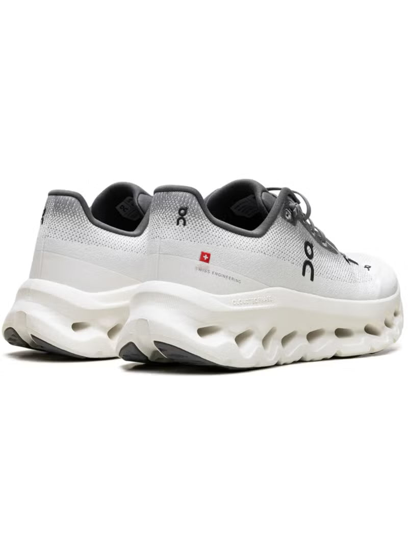 On Running Cloudtilt Rock Ivory