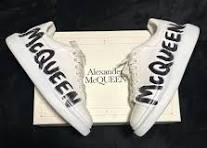Alexander Mcqueen Oversized – Graffiti White Black