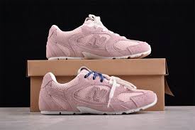 Miu Miu X NeoBalance 530 Women's Shoes in Soft Pink